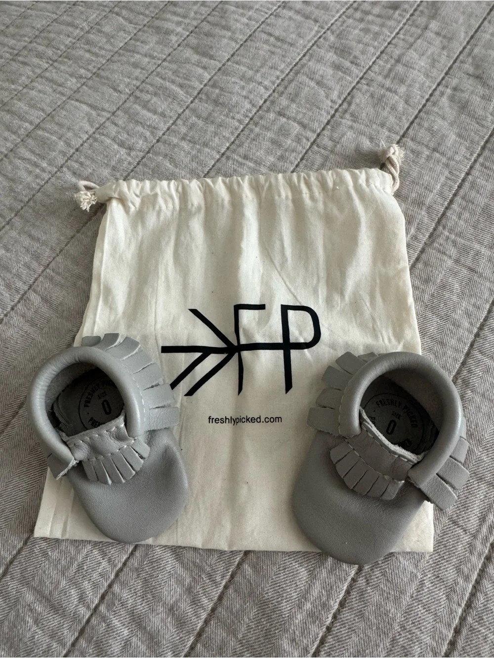 Freshly Picked Gray Leather Baby Moccasins size 0